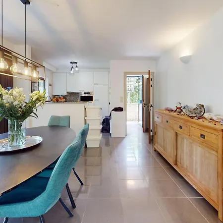 Cocoon Apartment