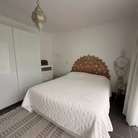 Cocoon Apartment *